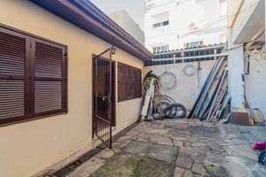 Image 35 - 868395