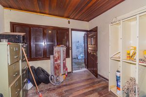 Image 36 - 868395
