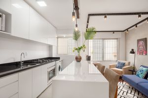 Image 9 - 868401