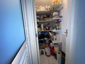 Image 25 - 868456