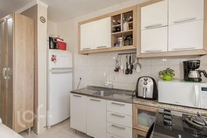 Image 17 - 868465