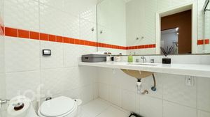 Image 9 - 868469
