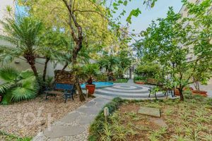 Image 35 - 868501