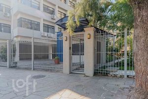 Image 39 - 868501