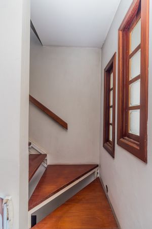 Image 20 - 868511