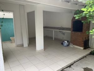 Image 13 - 868515