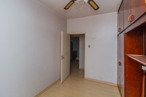 Image 11 - 868531