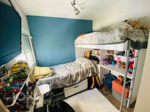 Image 9 - 868535