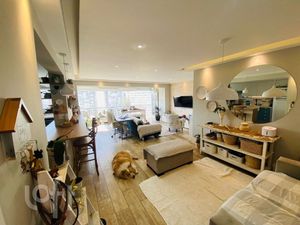 Image 17 - 868535