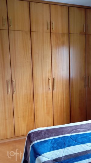 Image 11 - 868536