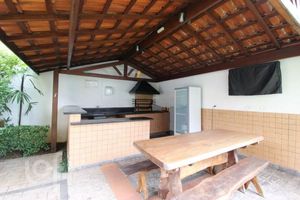 Image 30 - 868542