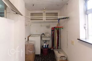 Image 20 - 868544