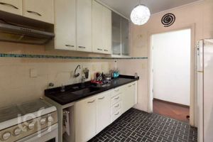 Image 7 - 868544