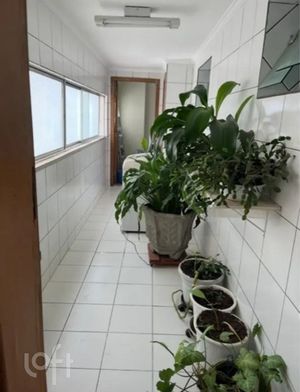 Image 4 - 868552