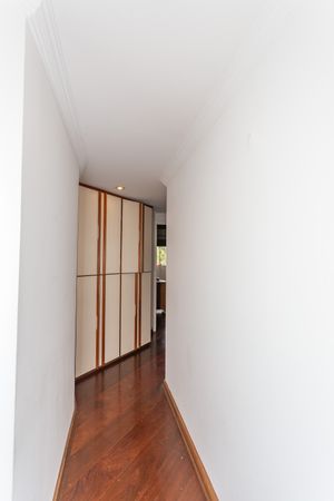 Image 36 - 868562