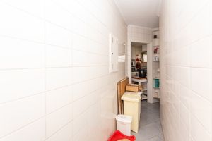 Image 61 - 868562