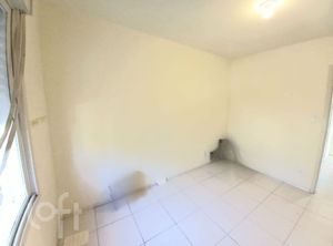 Image 7 - 868573