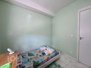 Image 11 - 868574