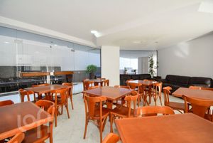 Image 34 - 868575