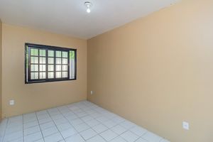 Image 9 - 868581