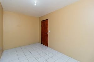Image 11 - 868581