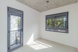 Image 6 - 868587