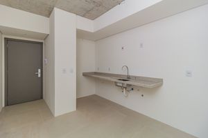 Image 20 - 868587
