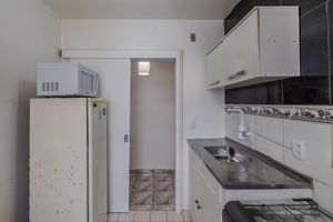 Image 3 - 868591
