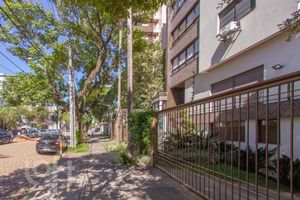 Image 32 - 868596