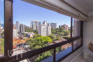 Image 5 - 868596