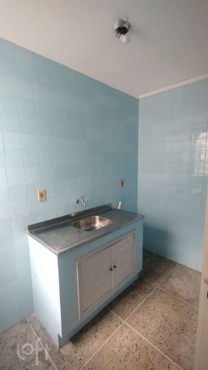 Image 4 - 868600