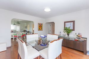 Image 11 - 868602