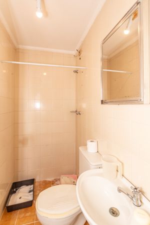 Image 71 - 868602