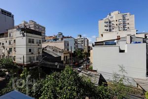 Image 13 - 868609