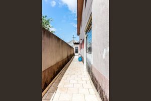 Image 15 - 868610