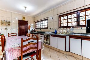 Image 21 - 868610
