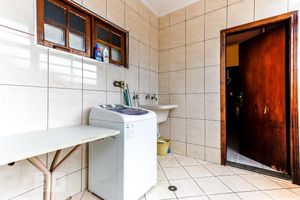 Image 14 - 868610
