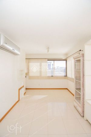 Image 4 - 868614