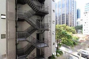Image 18 - 868616