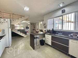 Image 11 - 868617