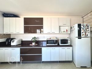 Image 12 - 868617