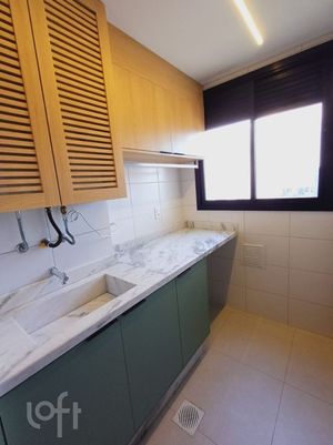 Image 5 - 868632