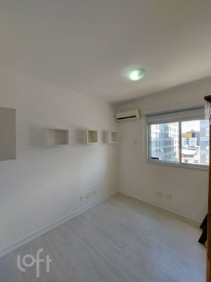 Image 3 - 868637