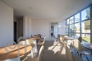 Image 15 - 868638