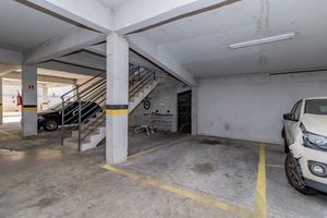 Image 30 - 868643