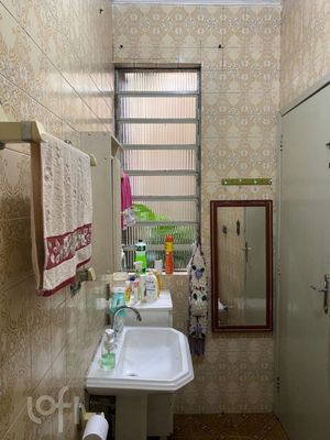 Image 7 - 868645