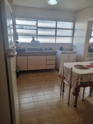 Image 16 - 868646