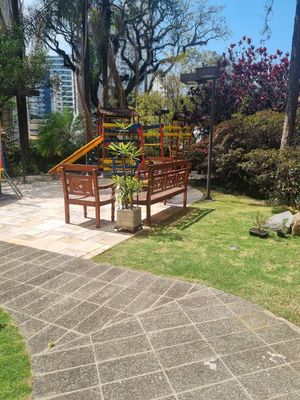 Image 28 - 868646