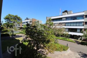 Image 31 - 868649