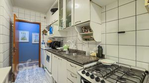 Image 13 - 868651